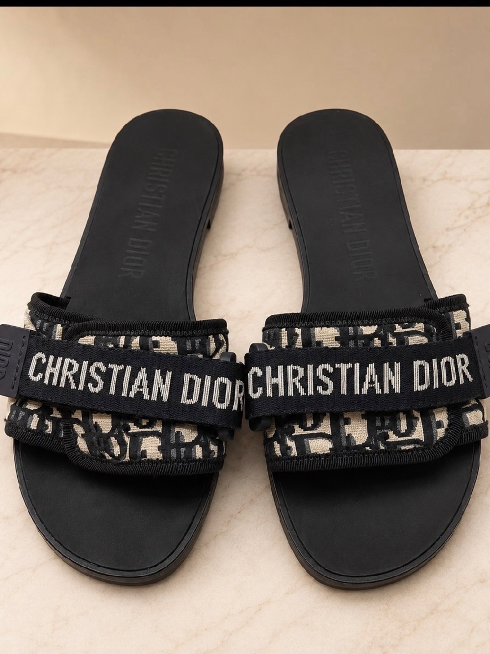 Men Accessories Subcategory Identification